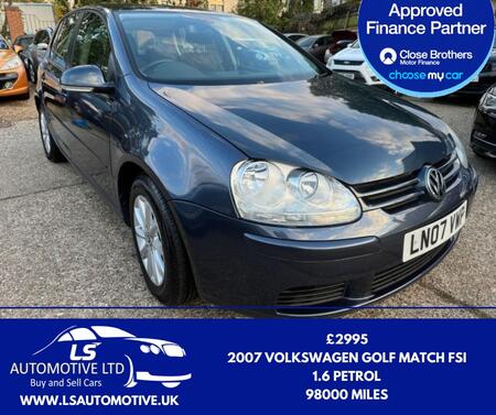 VOLKSWAGEN GOLF 1.6 FSI Match