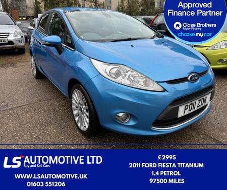 FORD FIESTA 1.4 Titanium